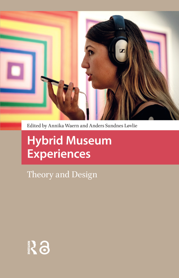 Hybrid Museum Experiences